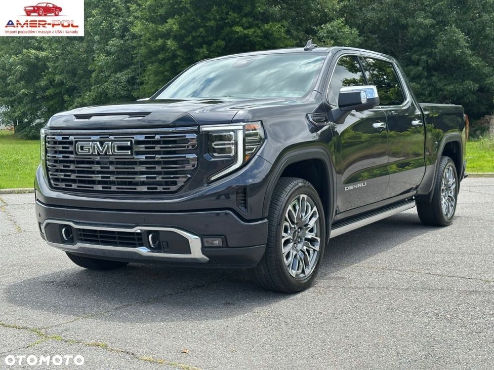 GMC Sierra - 1