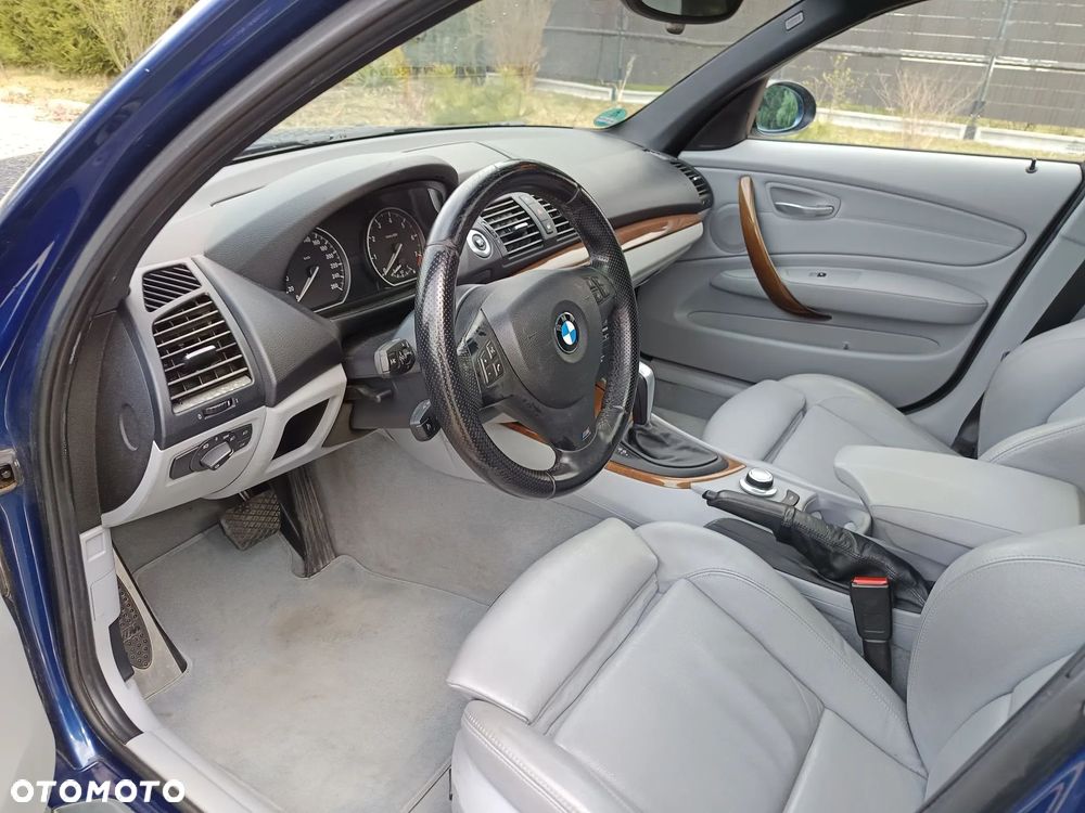 BMW Seria 1 120i - 2