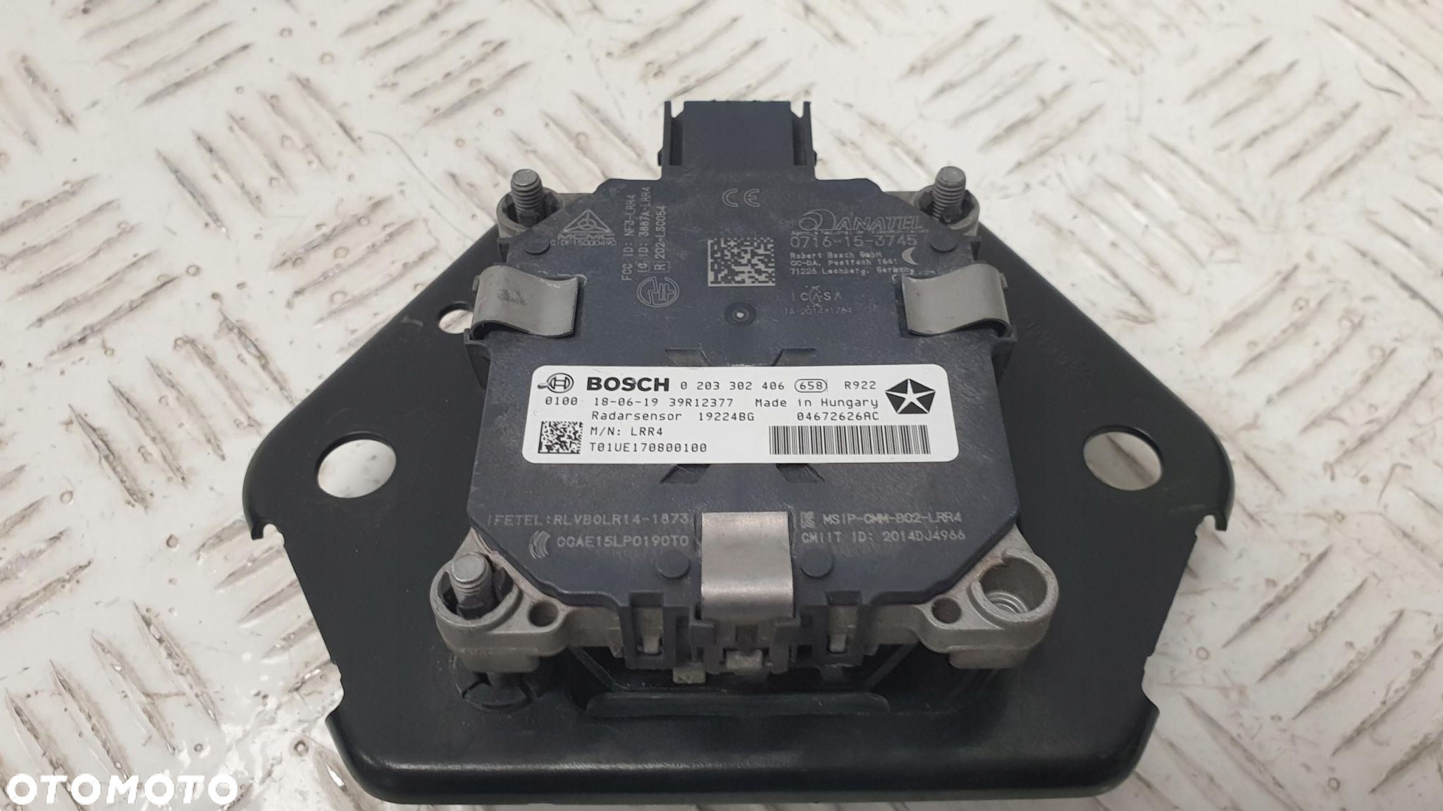 Jeep Grand Cherokee WK2 Radar Sensor ACC 0203302406 19224BG 39R12377 - 4