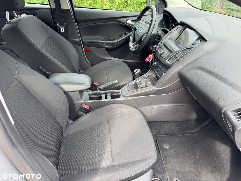 Ford Focus 1.0 EcoBoost Edition - 9