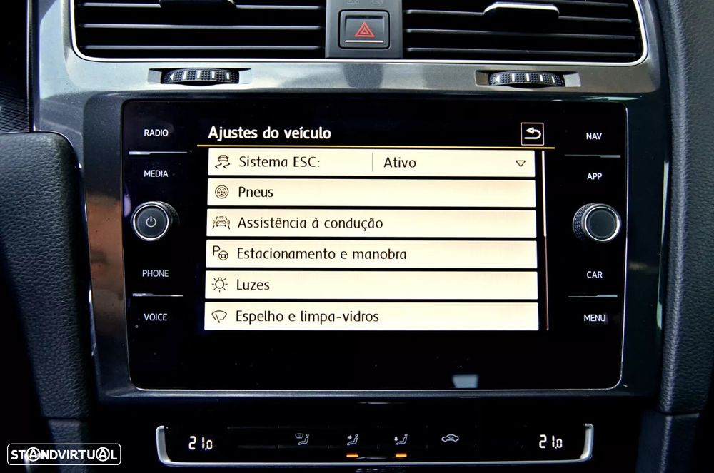 VW Golf Variant - 30