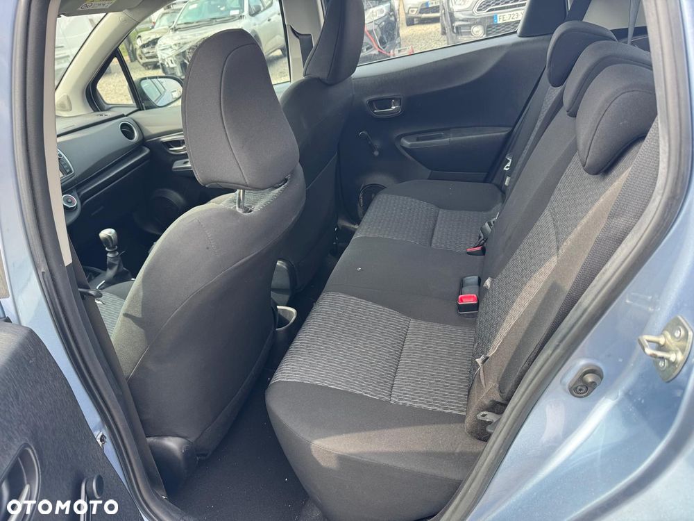 Toyota Yaris - 13
