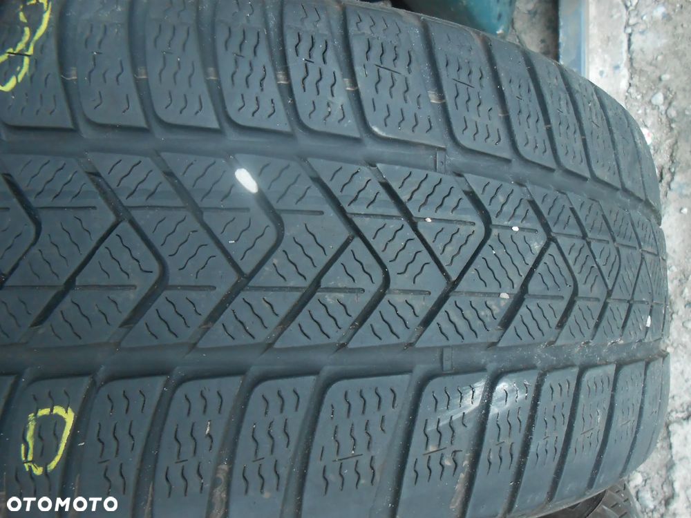 OPONY 235/45R18 PIRELLI WINTER SOTTOZERO 3 SEAL DOT 4620 6.4MM - 4