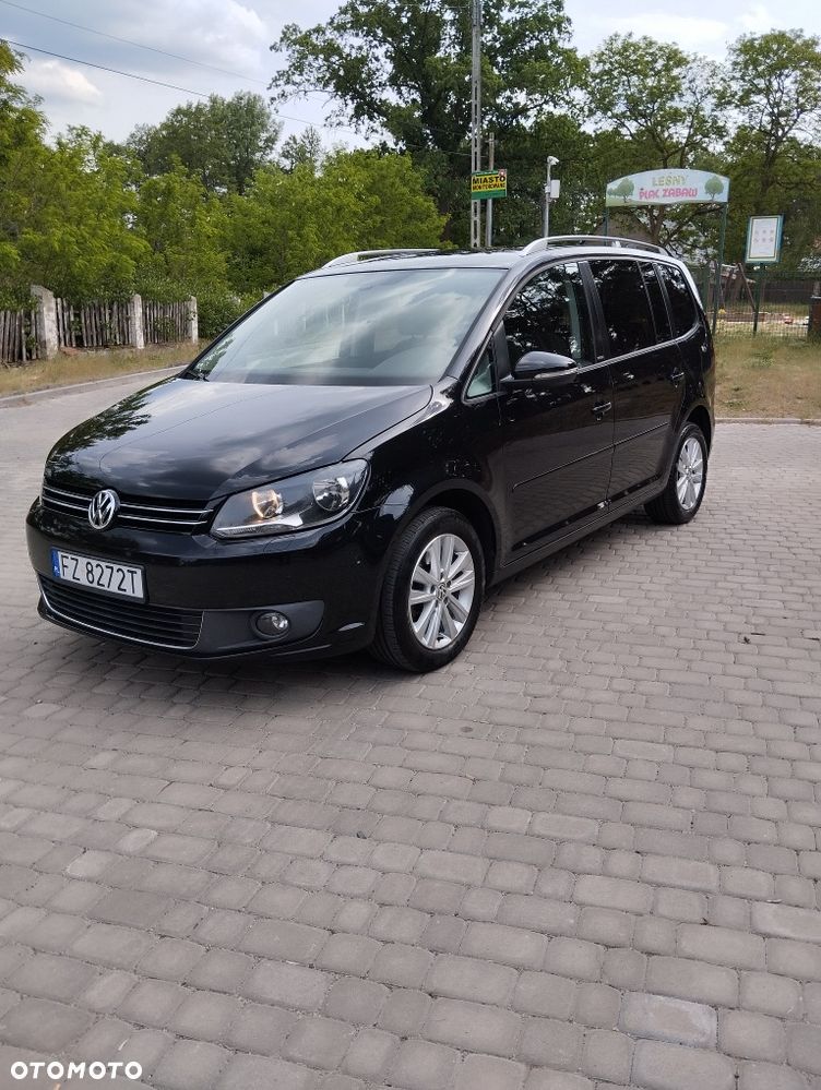 Volkswagen Touran - 4