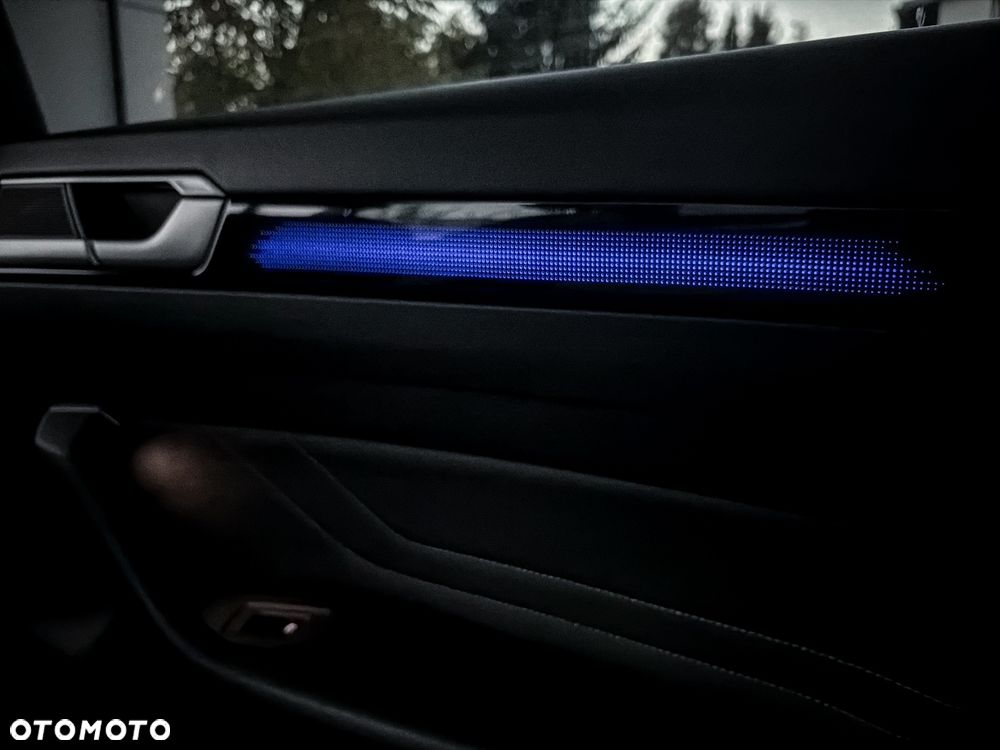 Volkswagen Arteon 2.0 TSI DSG R-Line - 38
