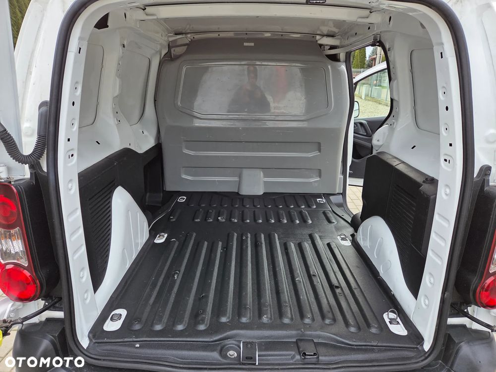 Peugeot Partner - 17