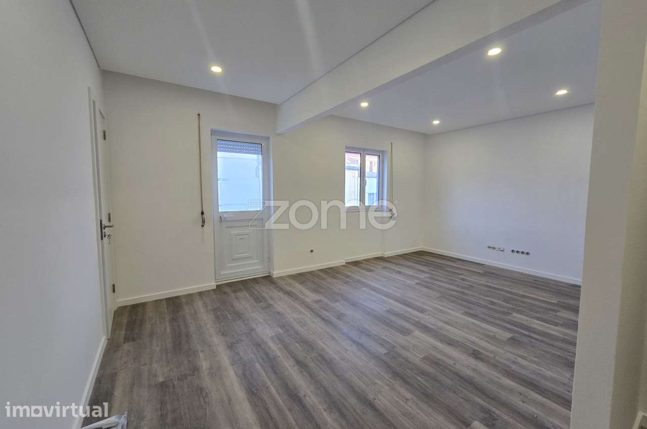 Apartamento T2 em Ponta Delgada - Grande imagem: 4/25
