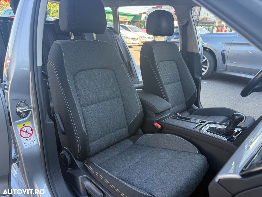 Volkswagen Passat 2.0 TDI DSG (BlueMotion Technology) Comfortline - 25