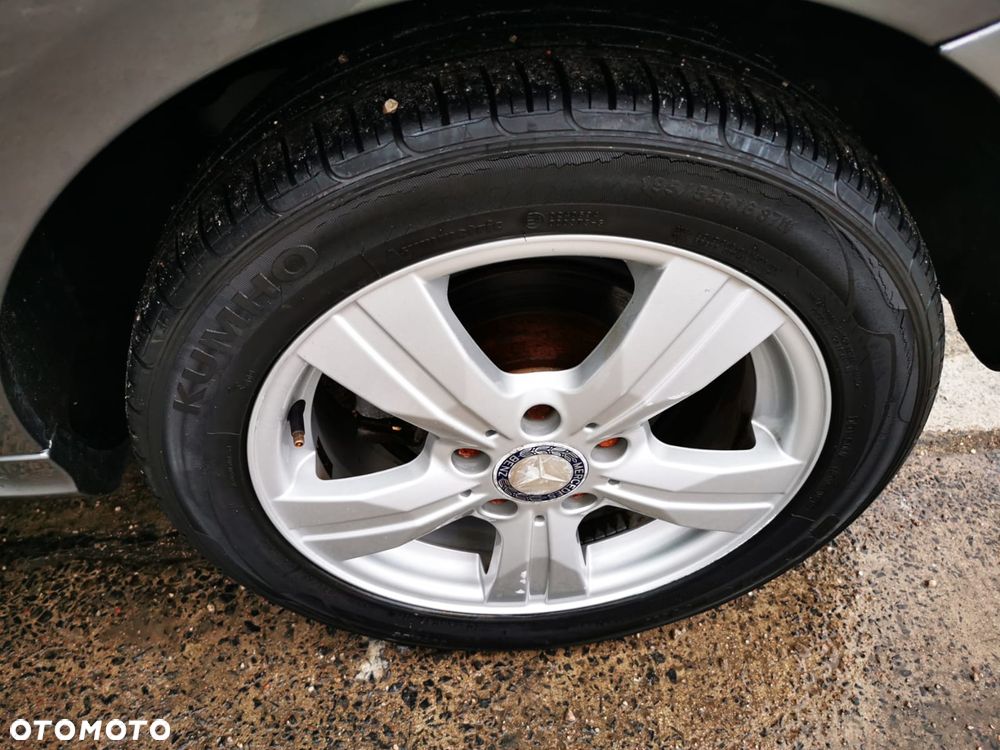 Mercedes-Benz Klasa A 160 BlueEFFICIENCY Avantgarde Special Edition - 21