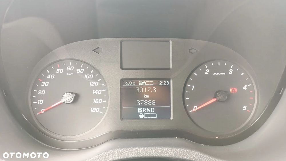 Mercedes-Benz SPRINTER - 10