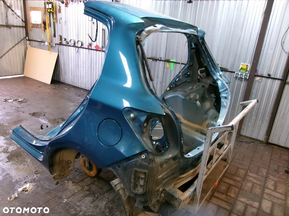 BŁOTNIK TYŁ  ĆWIARTKA  PAS TOYOTA YARIS III  11-20 - 1