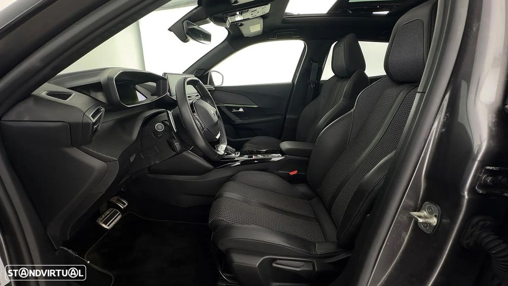 Peugeot 2008 1.2 PureTech GT Pack EAT8 - 25