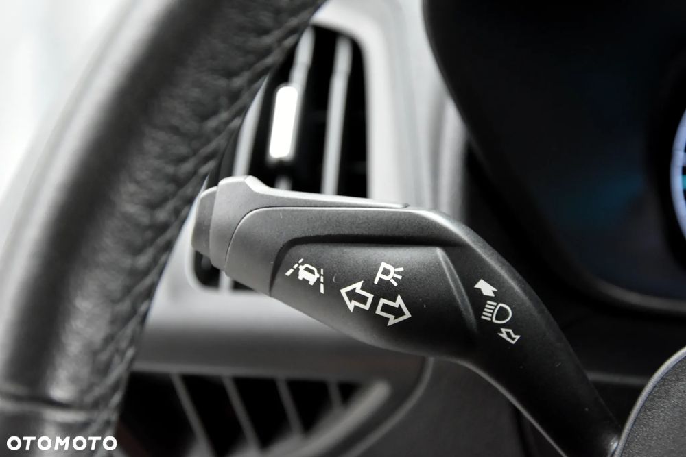 Ford Tourneo Connect 1.5 EcoBlue Start-Stop Titanium - 34