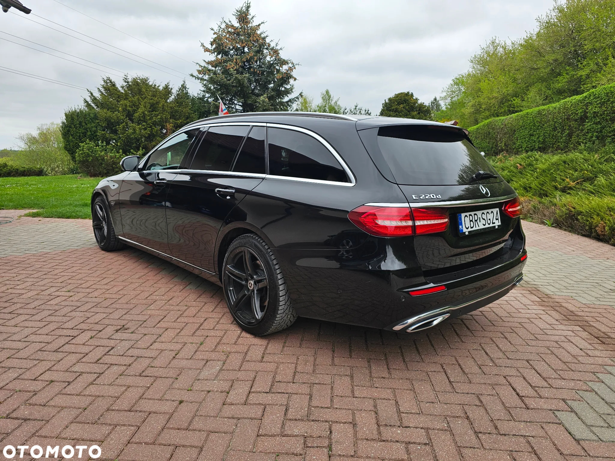 Mercedes-Benz Klasa E 220 d T 9G-TRONIC Sportstyle Edition - 25