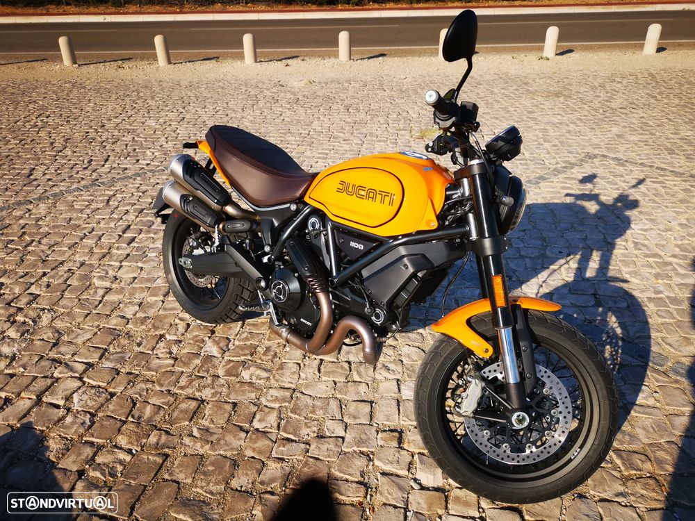 Ducati Scrambler 1100 tribute pro - 11