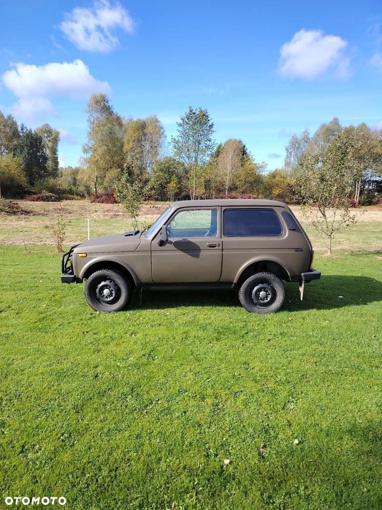 Lada Niva 1.7i - 6