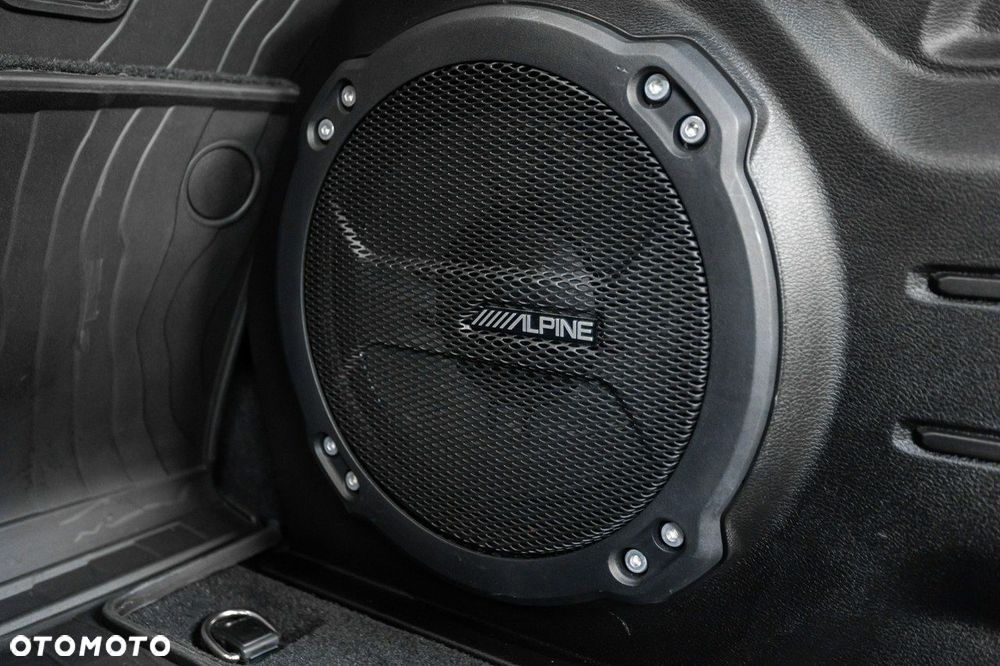 Jeep Wrangler - 32