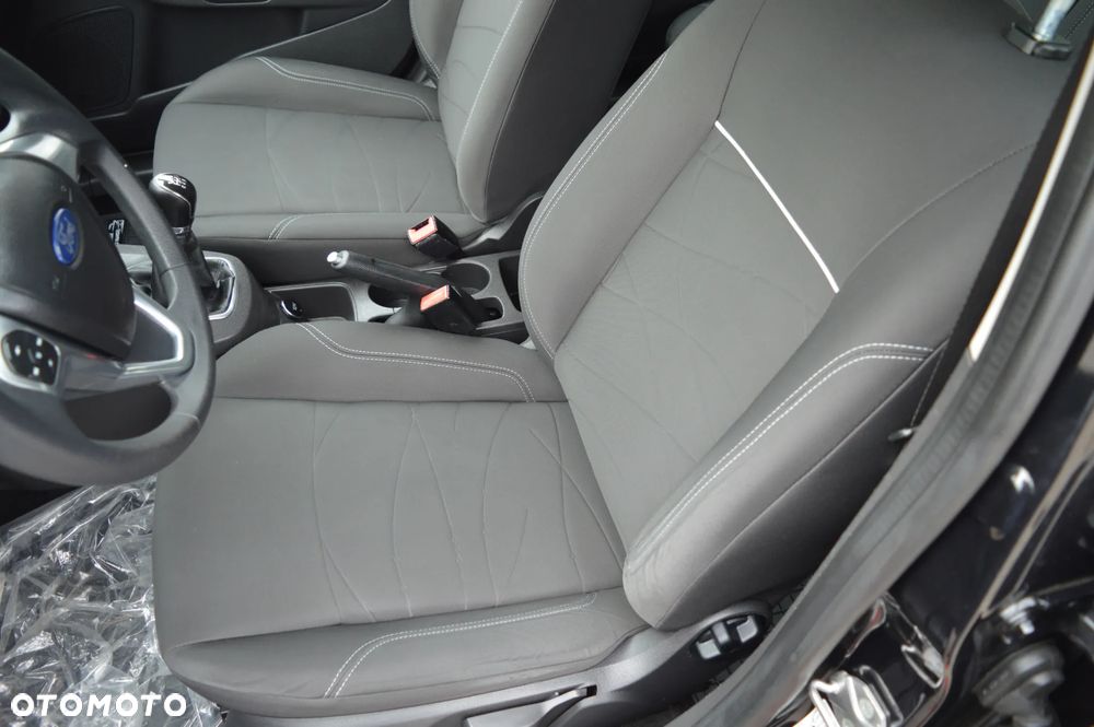 Ford Fiesta 1.25 Champions Edition - 18