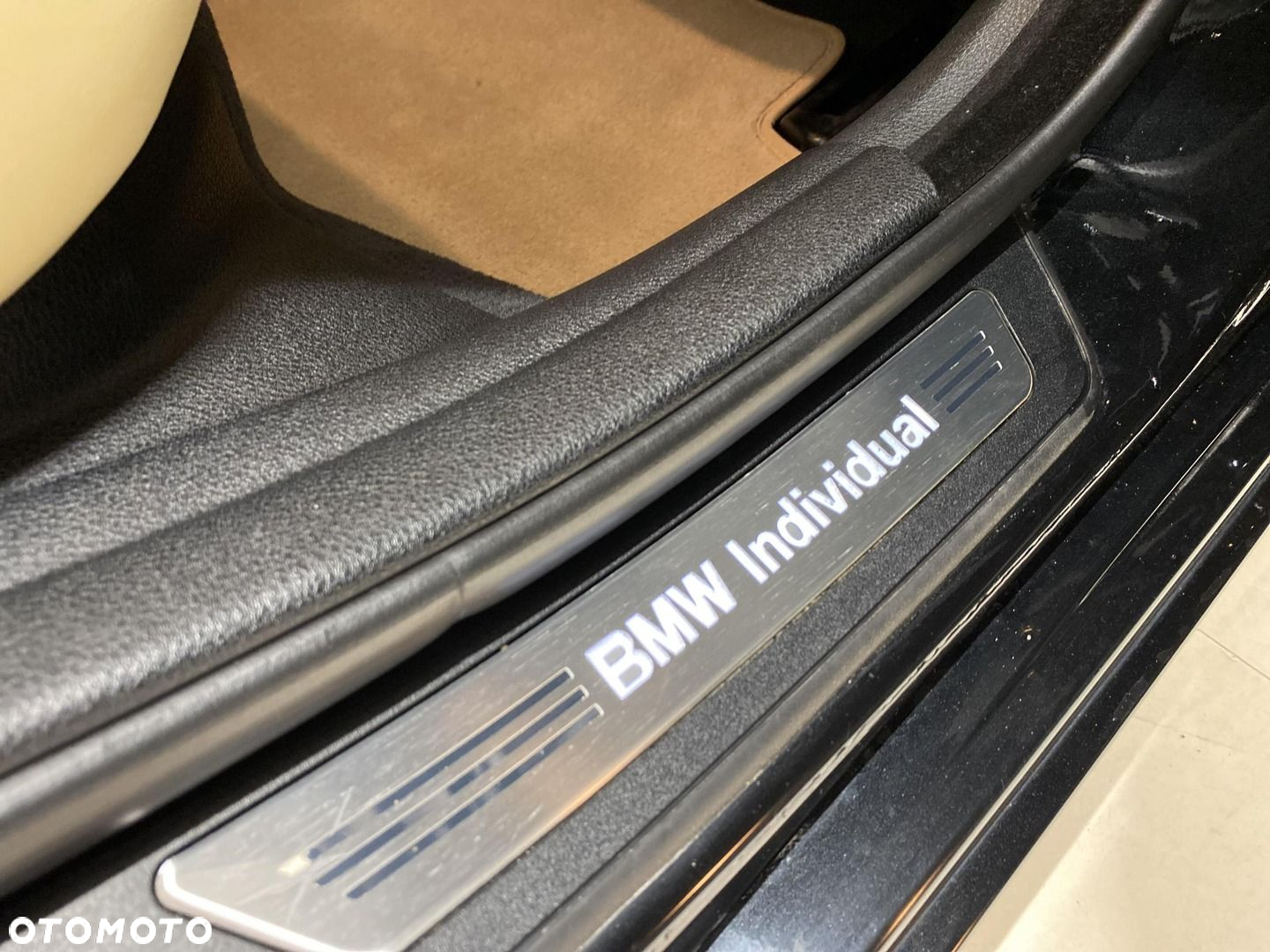 BMW Seria 5 525d xDrive Luxury Line - 25