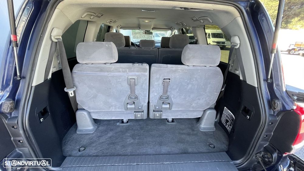 Toyota Land Cruiser VDJ 200 V8 4.5 D-4D - 13