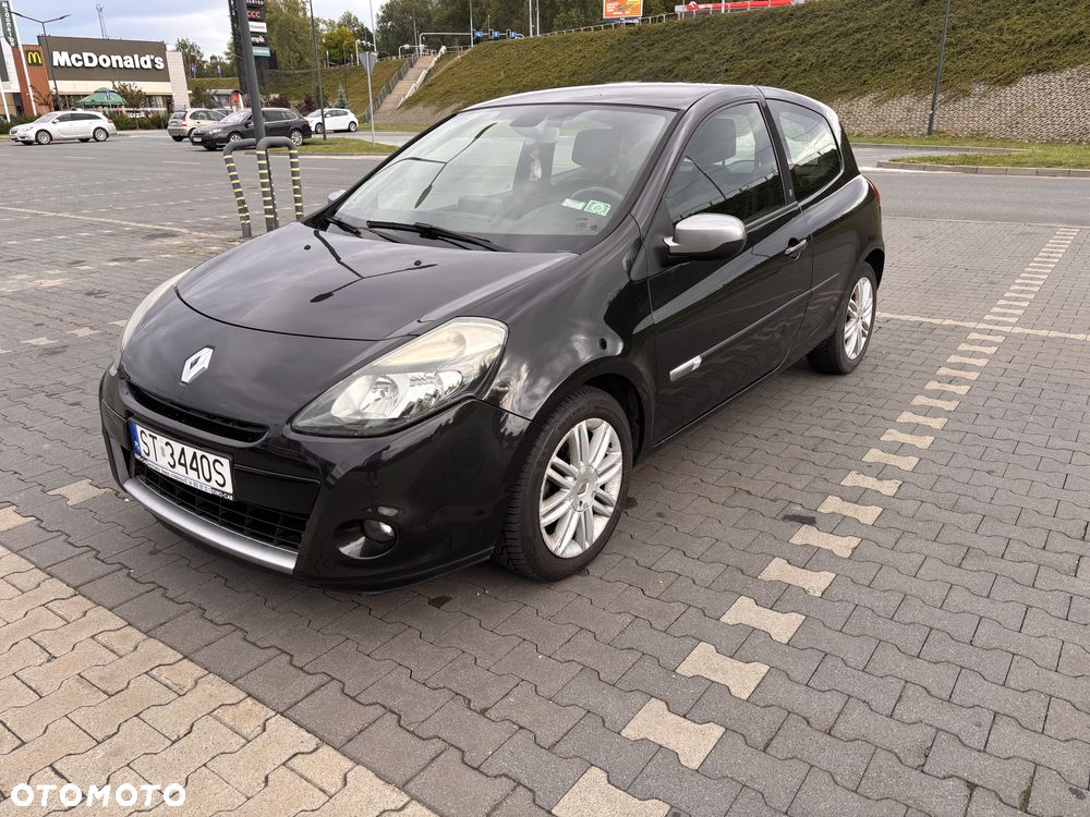 Renault Clio - 10