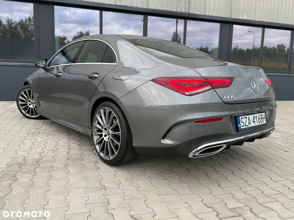Mercedes-Benz CLA 180 AMG Line 7G-DCT - 2
