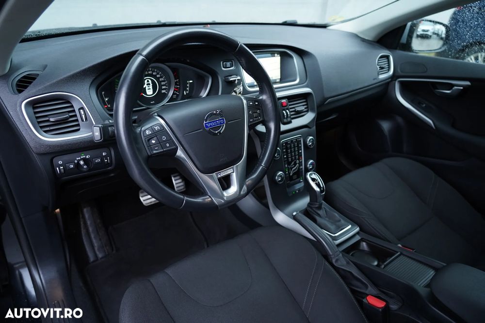 Volvo V40 D2 Aut. Summum - 12