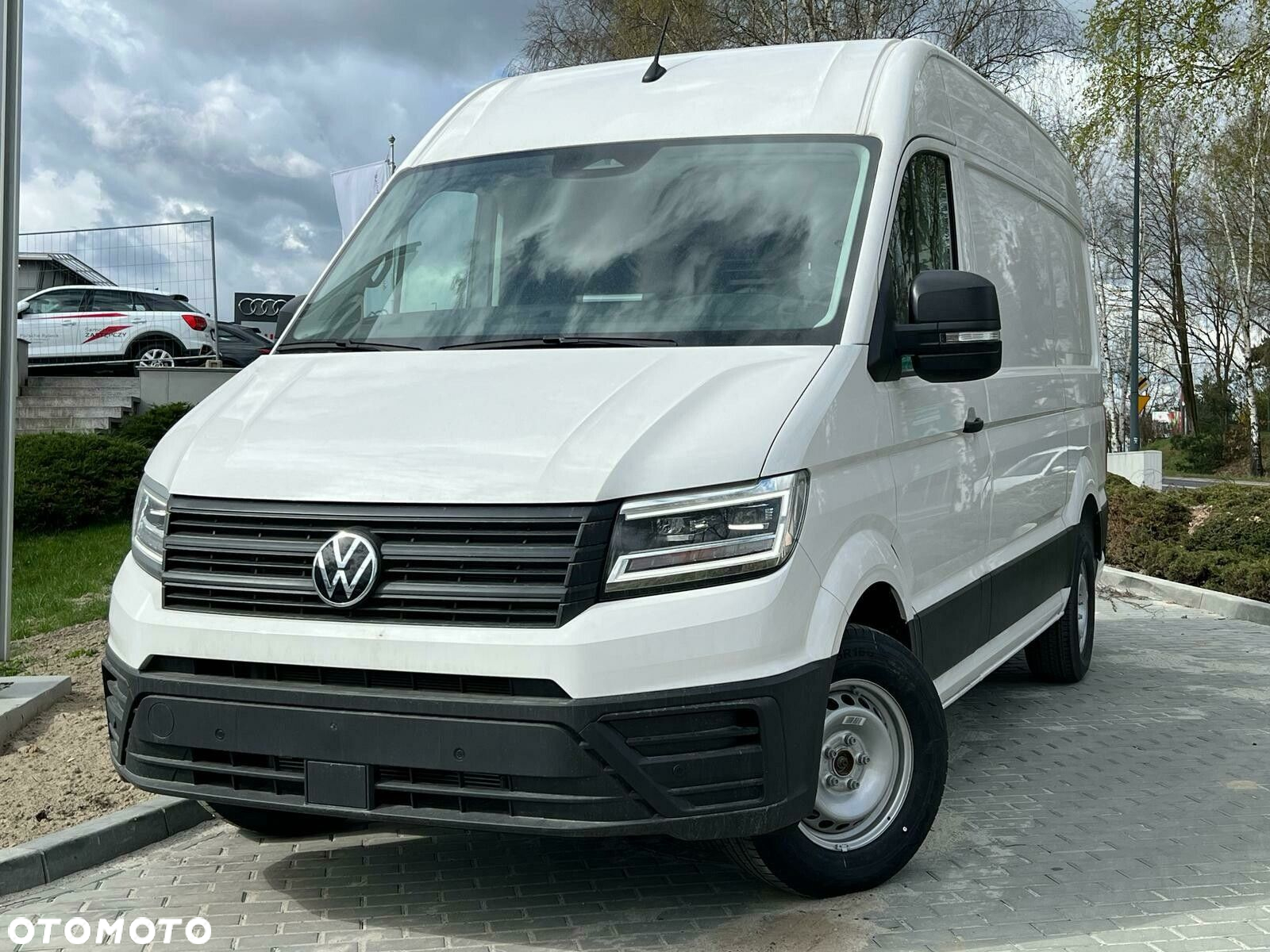 Volkswagen Crafter Crafter 35 Furgon, silnik: 2,0 l  130 kW, skrzynia biegów: napęd 4MOTION, automatyczna 8-biegowa rozstaw osi: 3640 mm - 3
