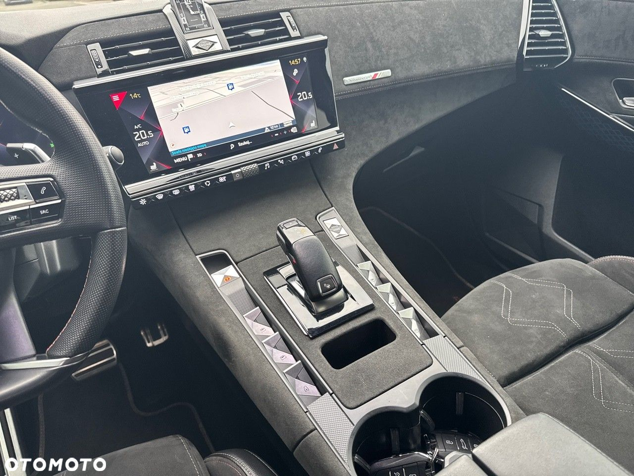 DS Automobiles DS 7 Crossback - 15