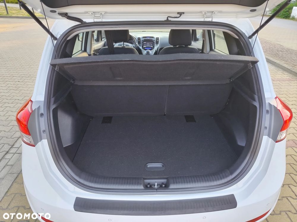 Hyundai ix20 1.4 blue YES Gold - 29