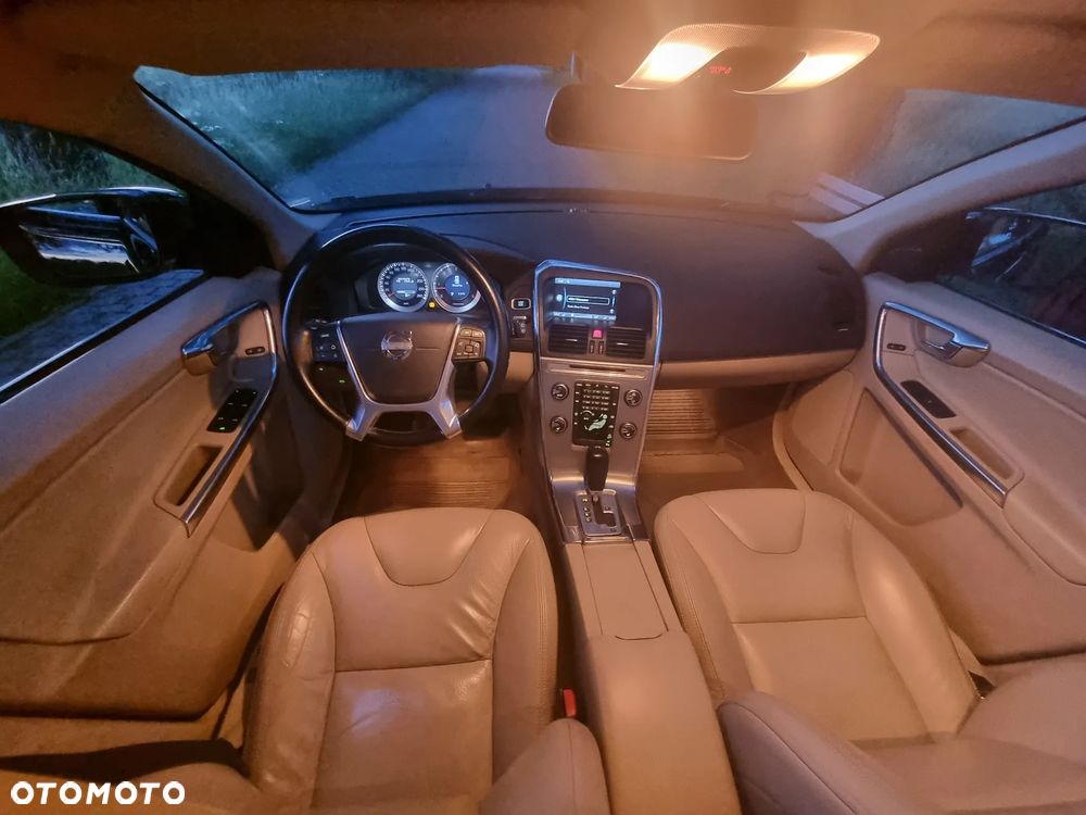 Volvo XC 60 - 5
