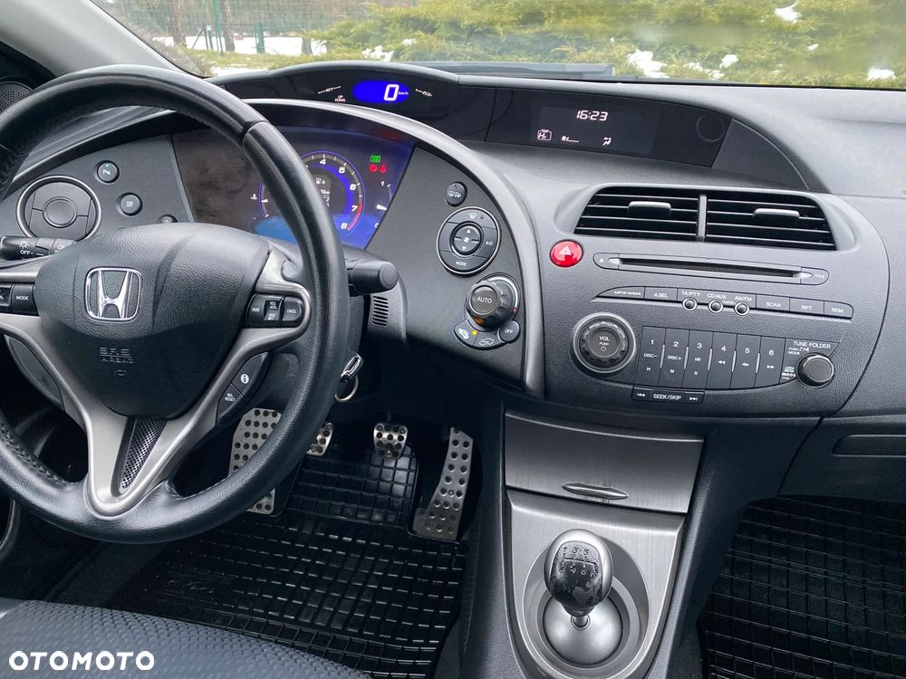 Honda Civic 1.8i-VTEC Sport - 17