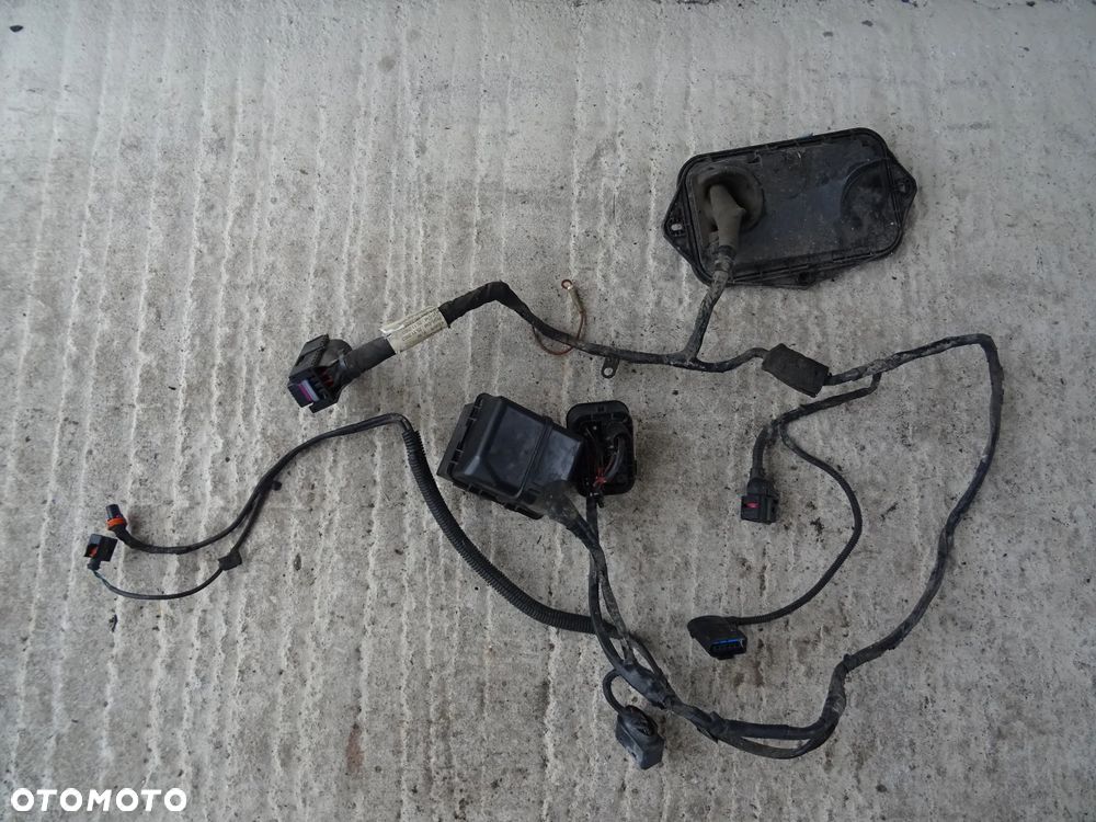 INSTALACJA PRZEWODY POD MASKĘ WIĄZKA KOMORY SILNIKA 2,0 TDI AZV VW TOURAN - 1