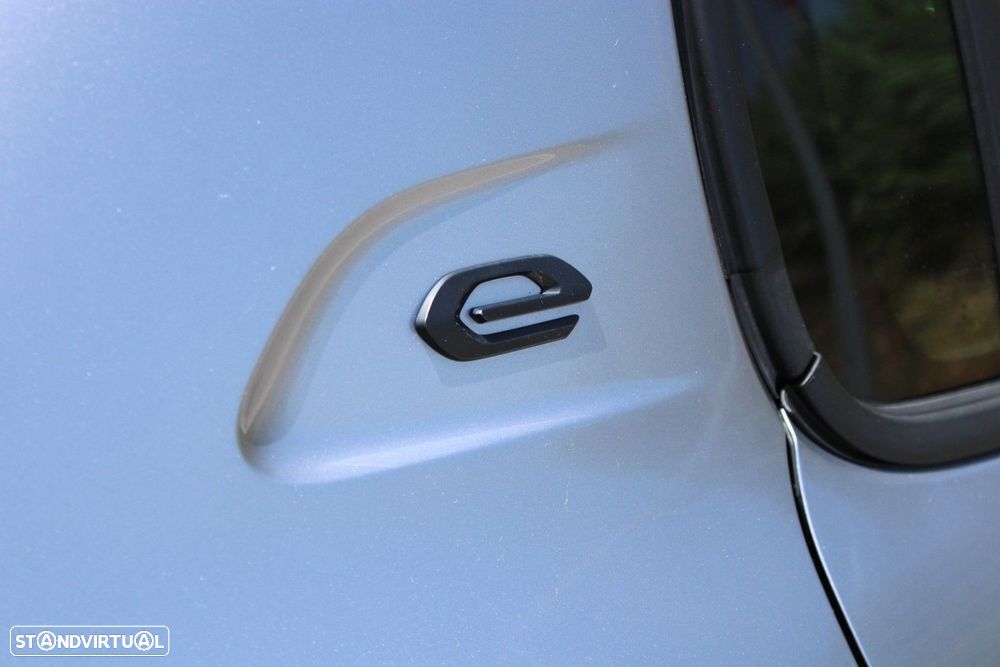 Peugeot e-208 50 kWh Allure - 11