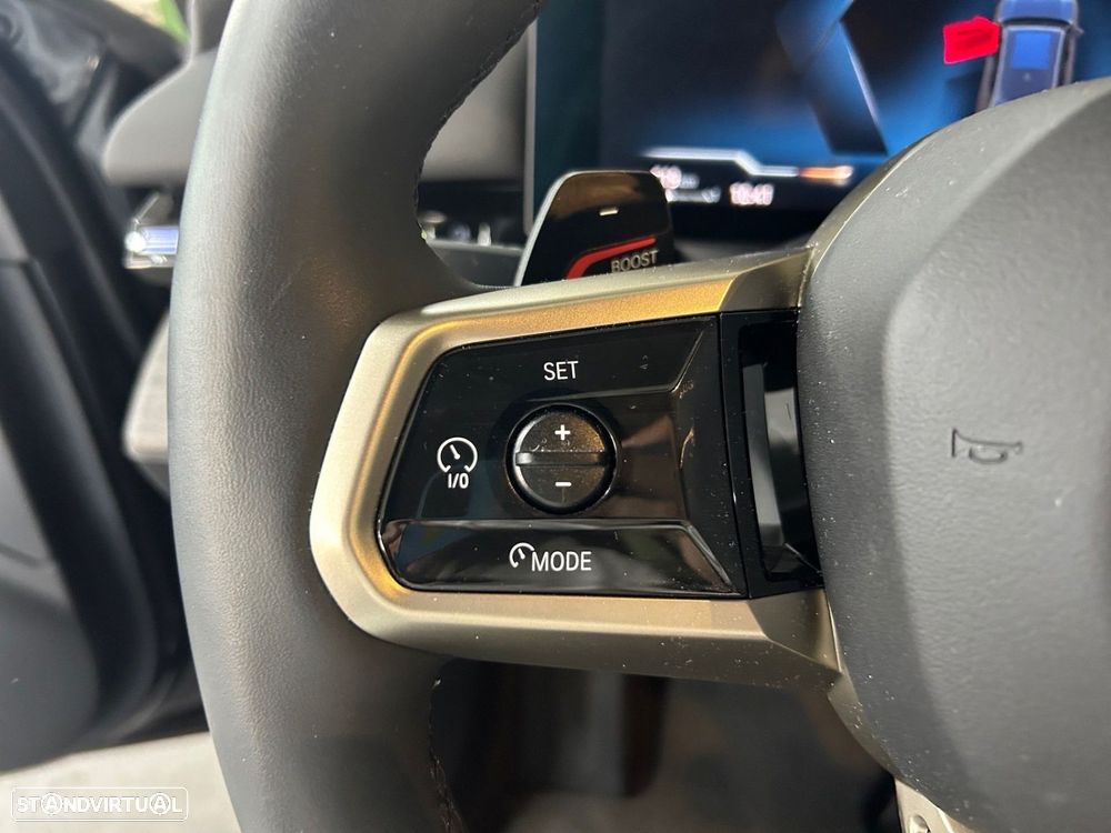 BMW 520 d Pack Desportivo M - 17