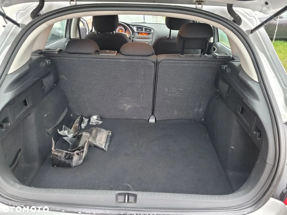 Citroën C4 VTi 95 Cool & Sound - 19