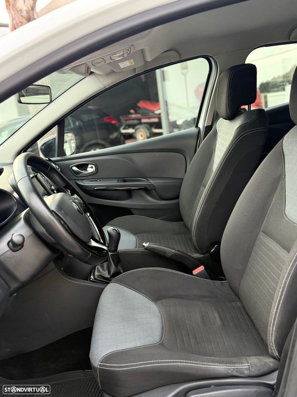 Renault Clio 1.5 dCi Limited - 18
