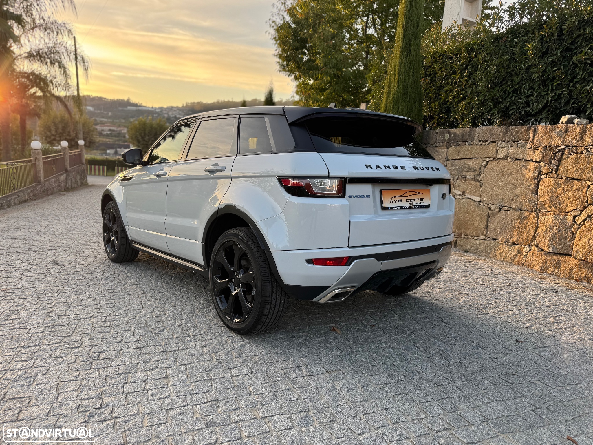 Land Rover Range Rover Evoque 2.0 TD4 SE Dynamic Special Edition - 10