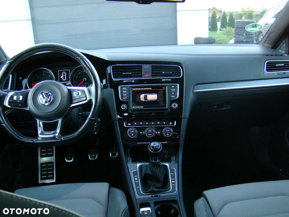 Volkswagen Golf 2.0 TDI BMT Highline - 29