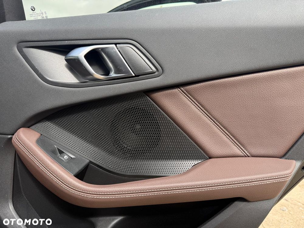 BMW Seria 1 118i Luxury Line - 21