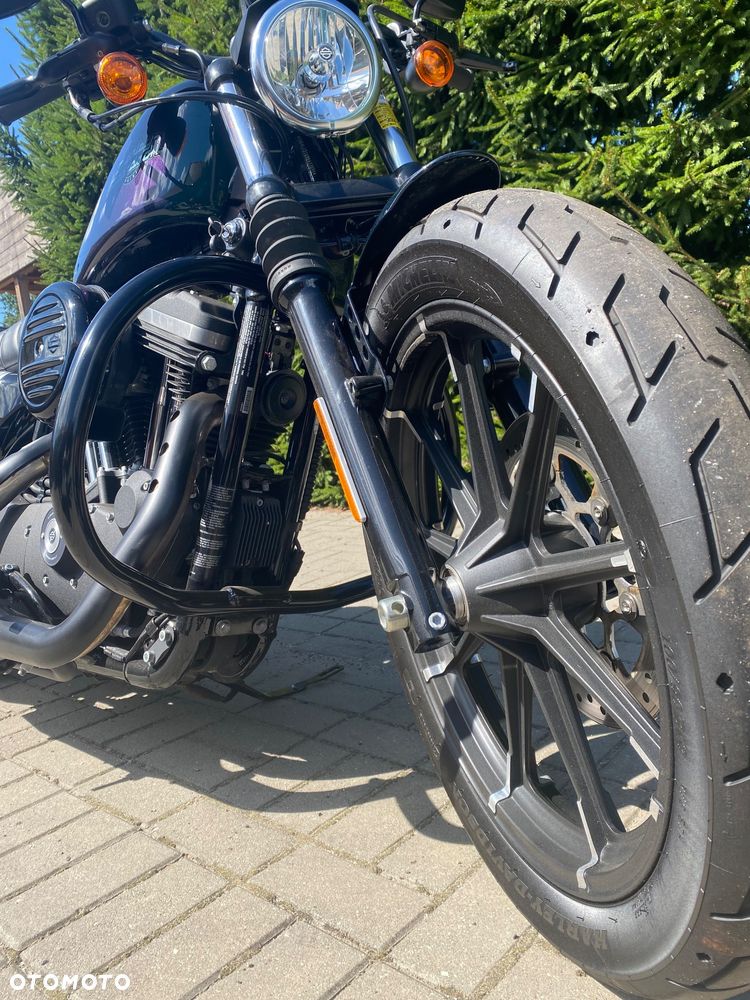 Harley-Davidson Sportster Iron 883 - 7