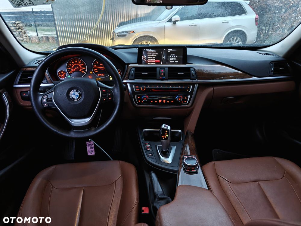 BMW Seria 3 328i xDrive Sport Line - 4