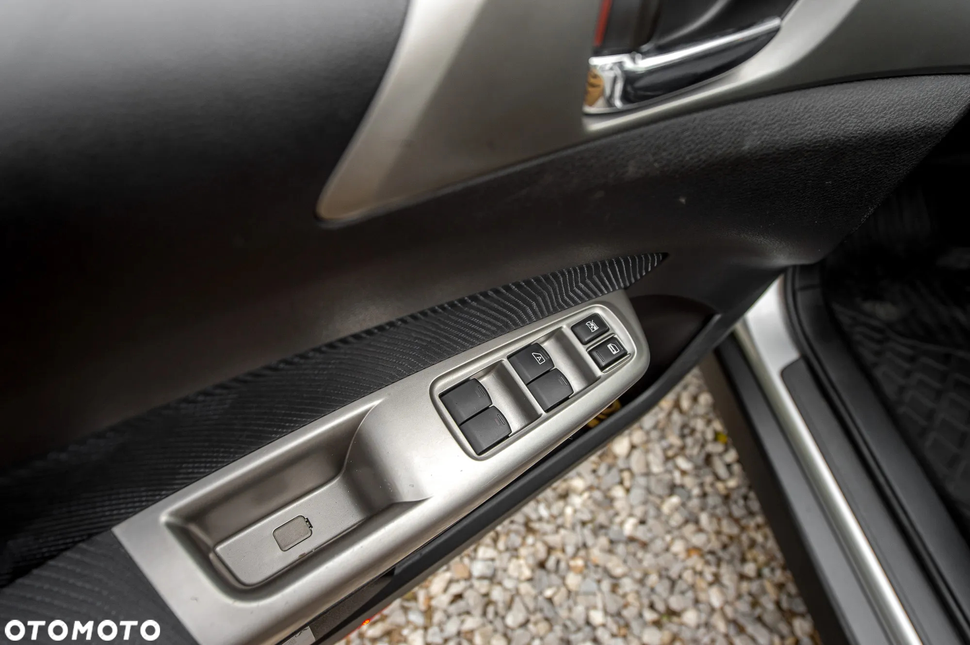 Subaru Forester 2.0X Exclusive - 24