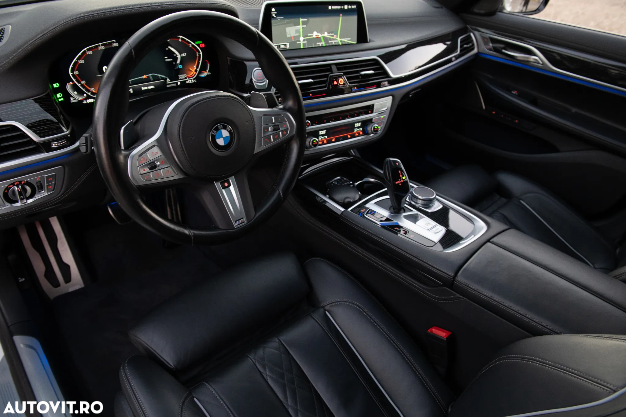 BMW Seria 7 740d xDrive MHEV - 29