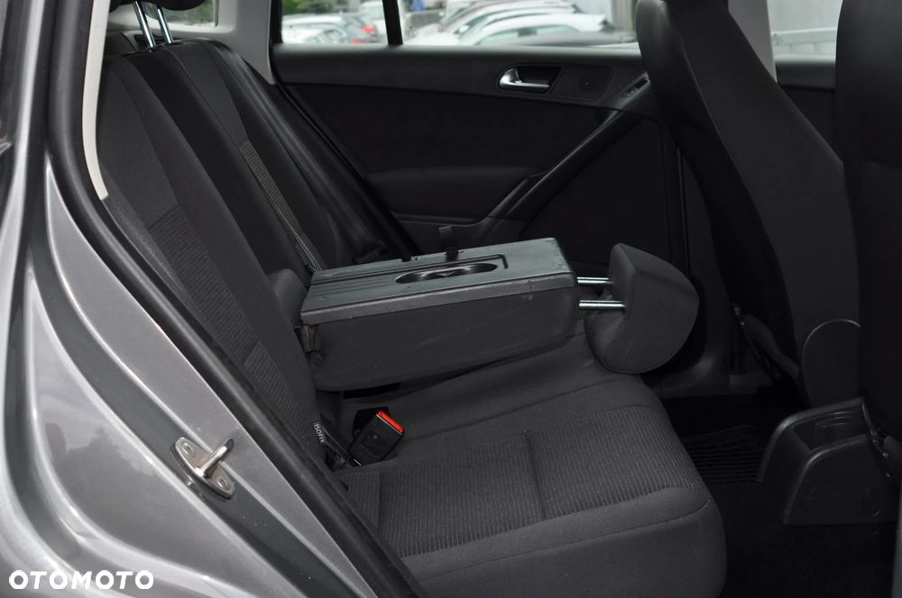 Volkswagen Tiguan 2.0 TDI DPF 4Motion BlueMotion Technology Track & Field - 5