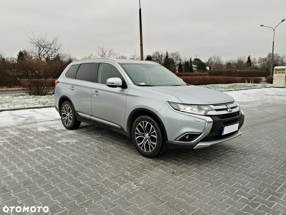 Mitsubishi Outlander 2.0 Intense + 4WD CVT - 2