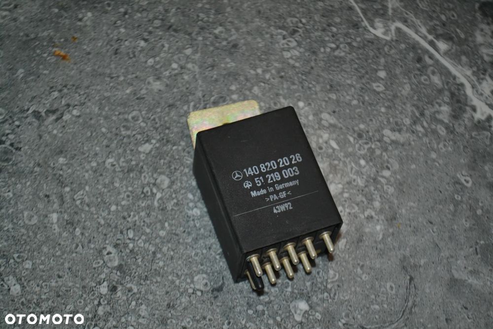 MERCEDES VITO 638 PRZEKAŹNIK WYCIERACZEK 0004460027