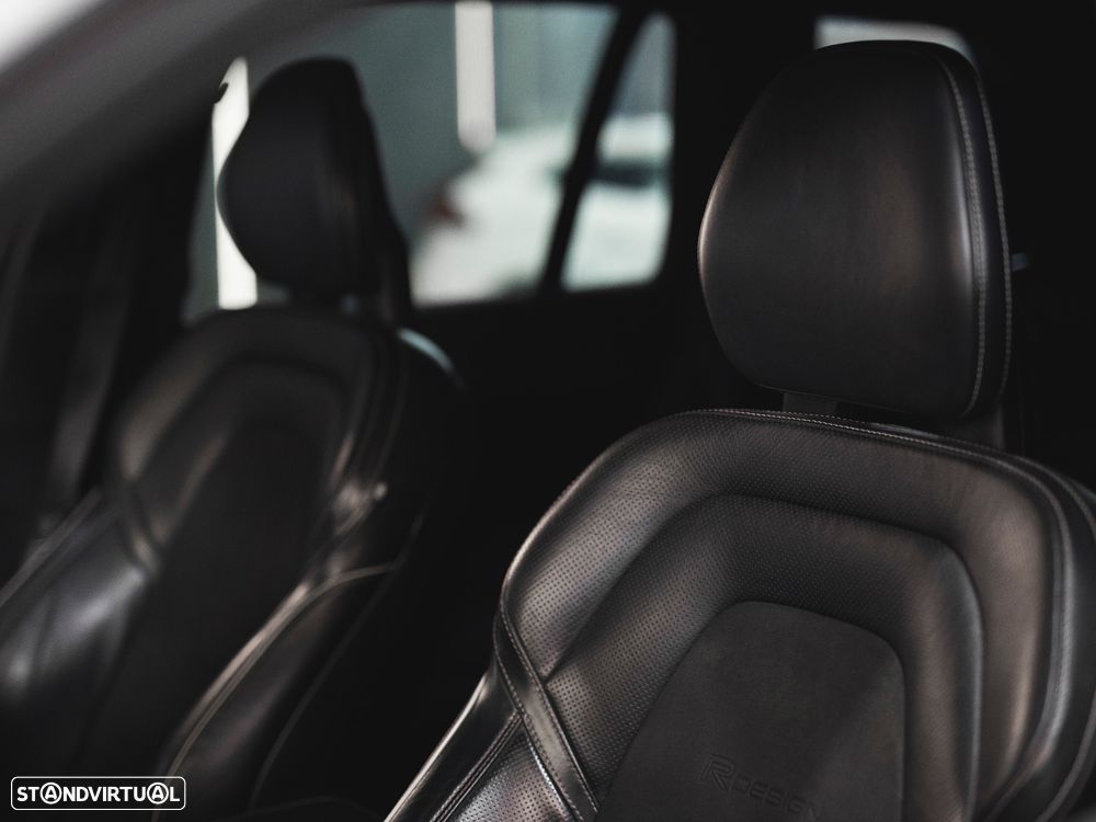 Volvo XC 90 2.0 D4 R-Design - 27