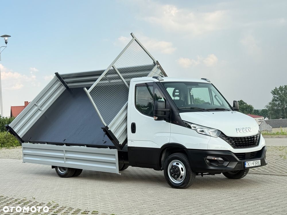 Iveco DAILY 35/50-180 3.0 HPI 180KM BLOKADA MOSTU! WYWROTKA 3-stronna ! 90 tyś km! HAK! Jak Nowy!! - 31