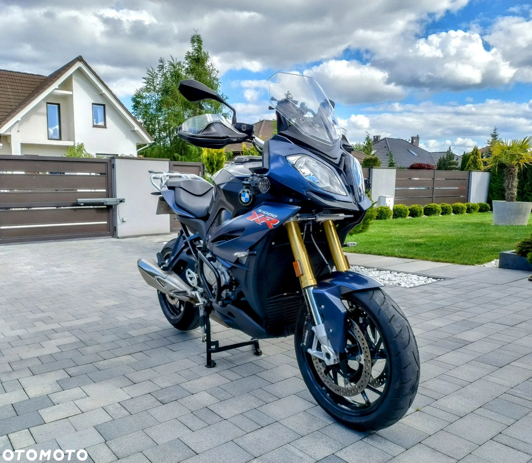 BMW XR - 5